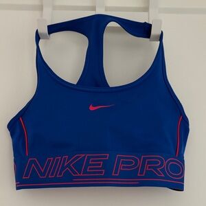 Nike Pro Swoosh Girls’ Sports Bra Size Large/Women’s XS